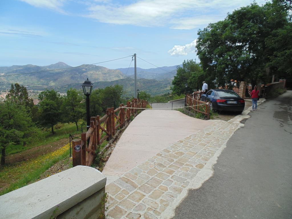 B&B I Frassini Castelbuono  Kültér fotó